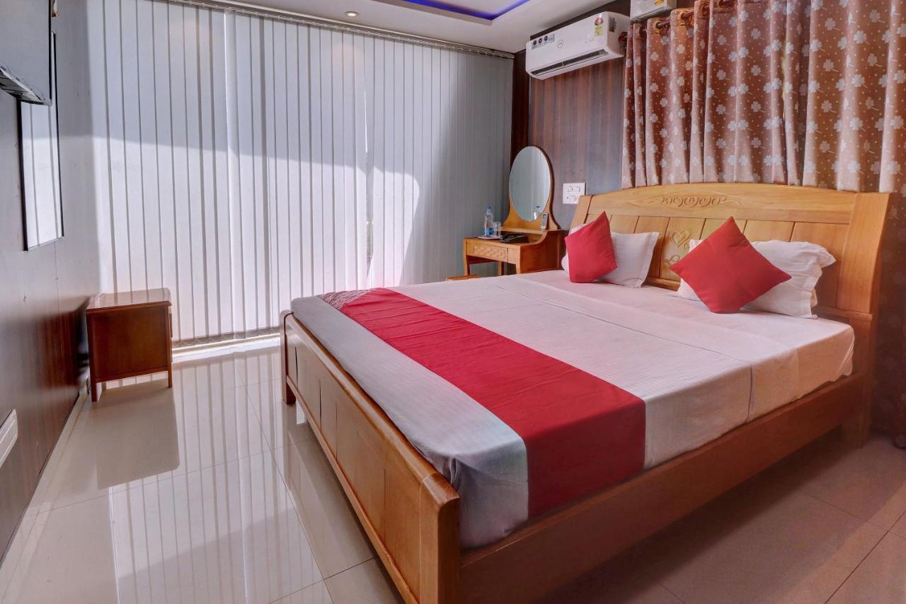 Oyo 24245 Dv Residency Ξενοδοχείο Bhadravati Εξωτερικό φωτογραφία