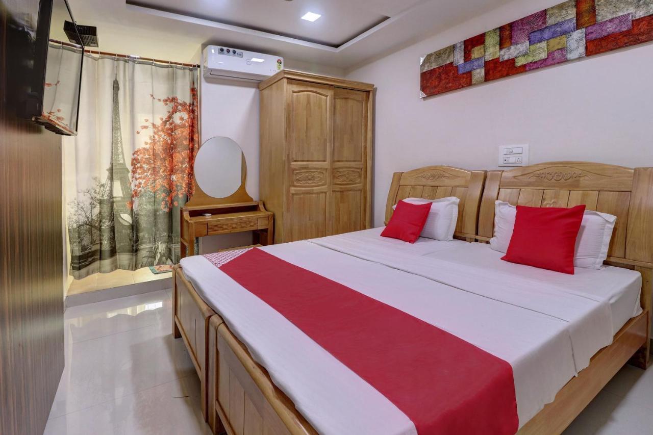 Oyo 24245 Dv Residency Ξενοδοχείο Bhadravati Εξωτερικό φωτογραφία
