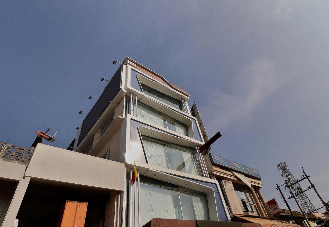 Oyo 24245 Dv Residency Ξενοδοχείο Bhadravati Εξωτερικό φωτογραφία